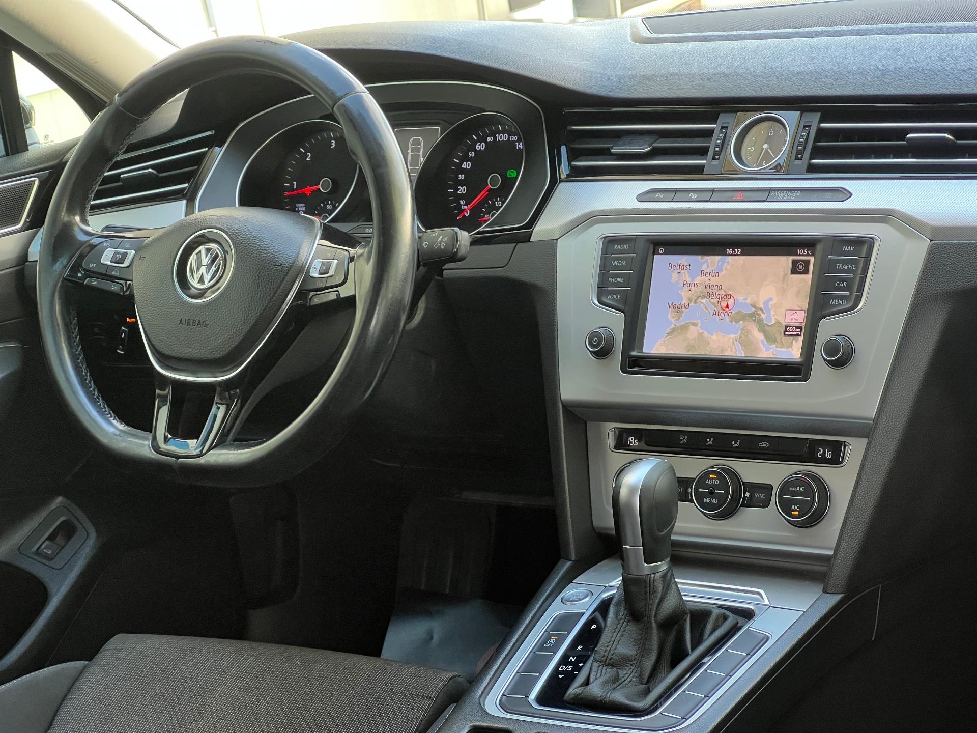 Volkswagen-Passat