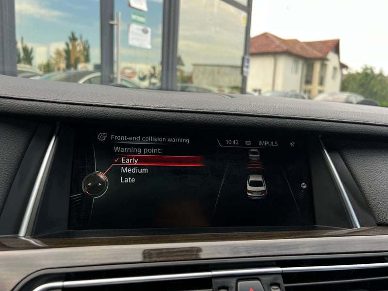 Car Thumb