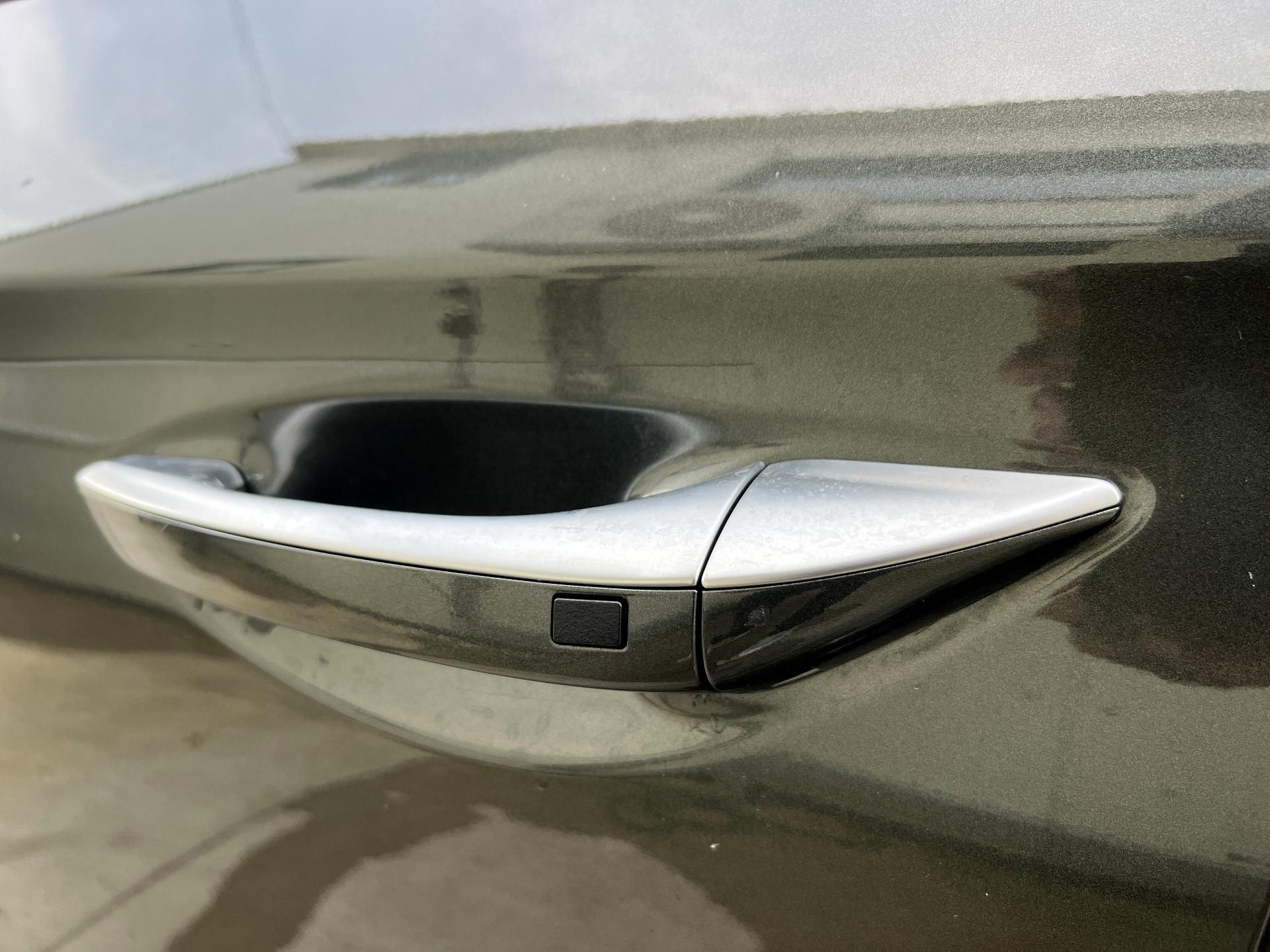 Hyundai-IONIQ