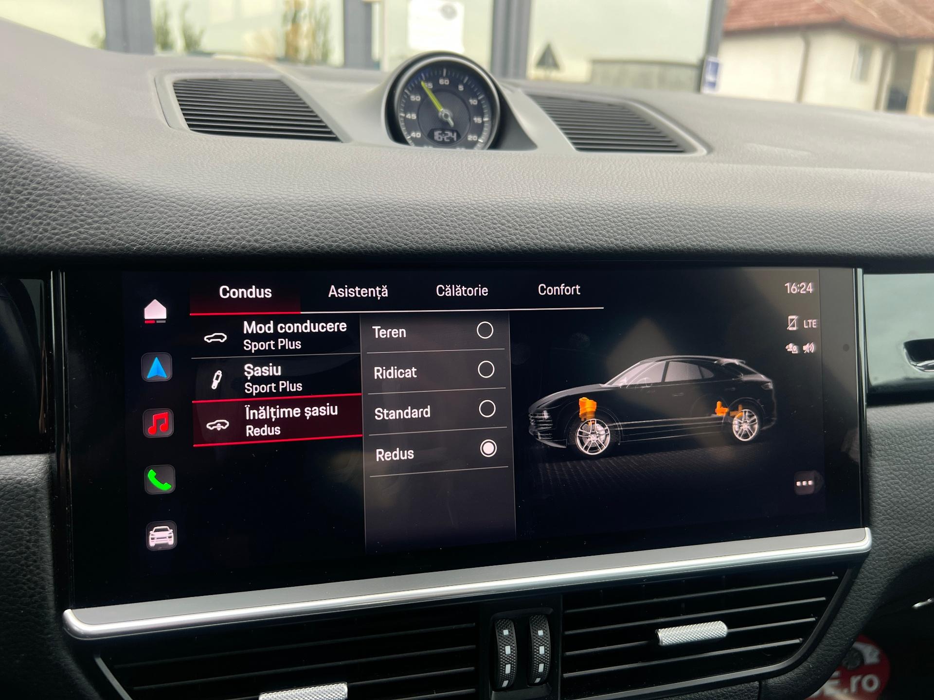 Porsche-Cayenne