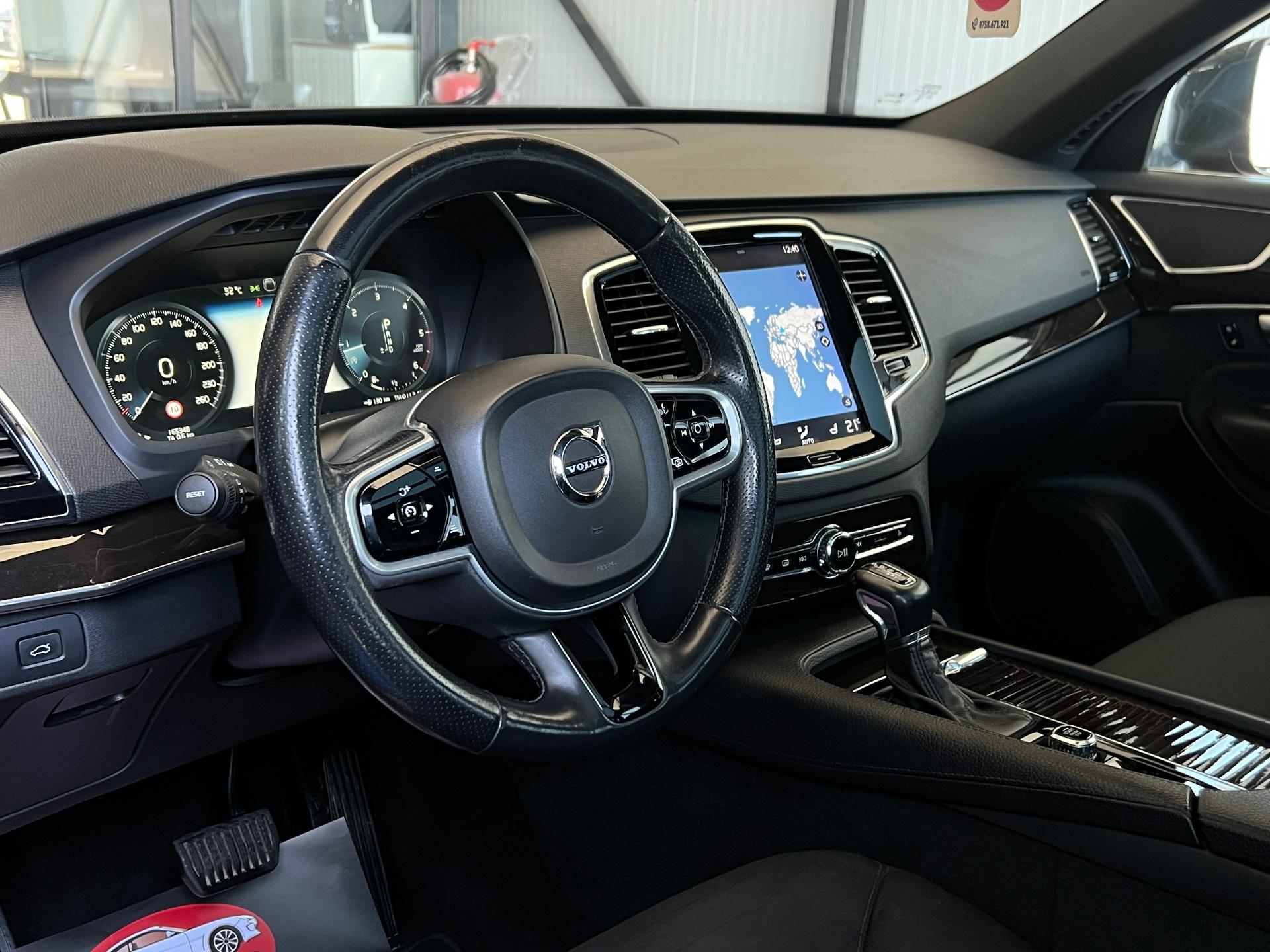 Volvo-XC 90