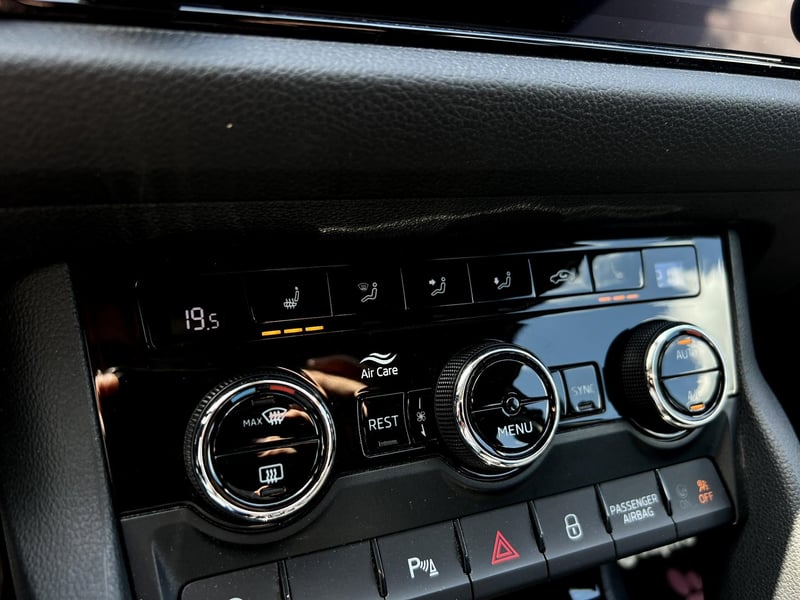 Car Thumb
