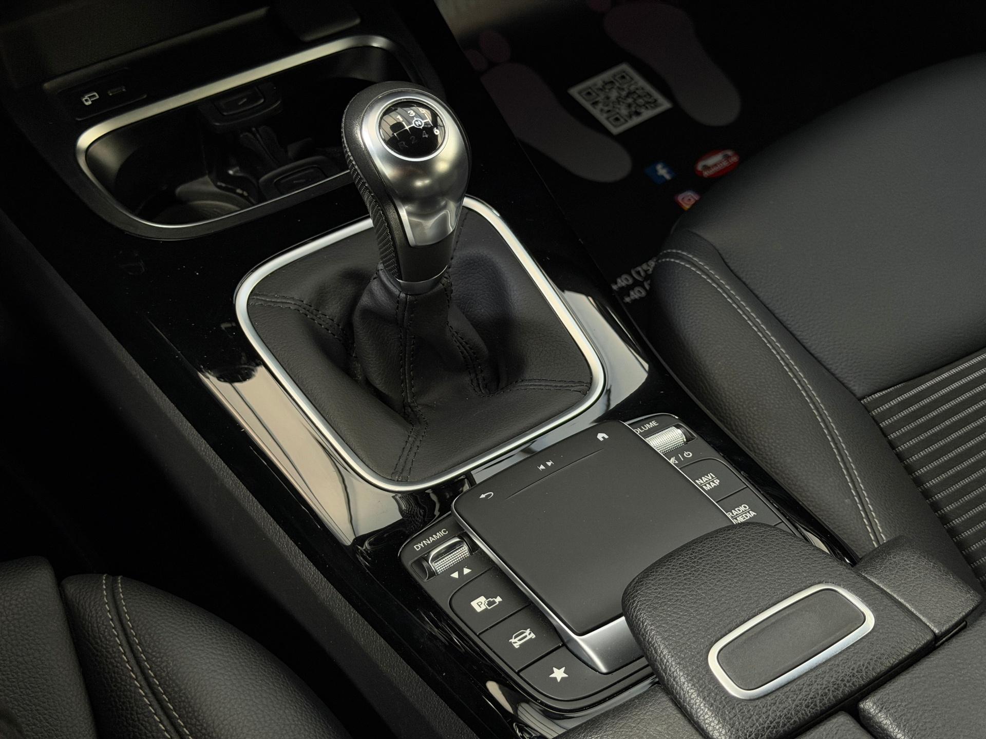 Mercedes-Benz-CLA 180