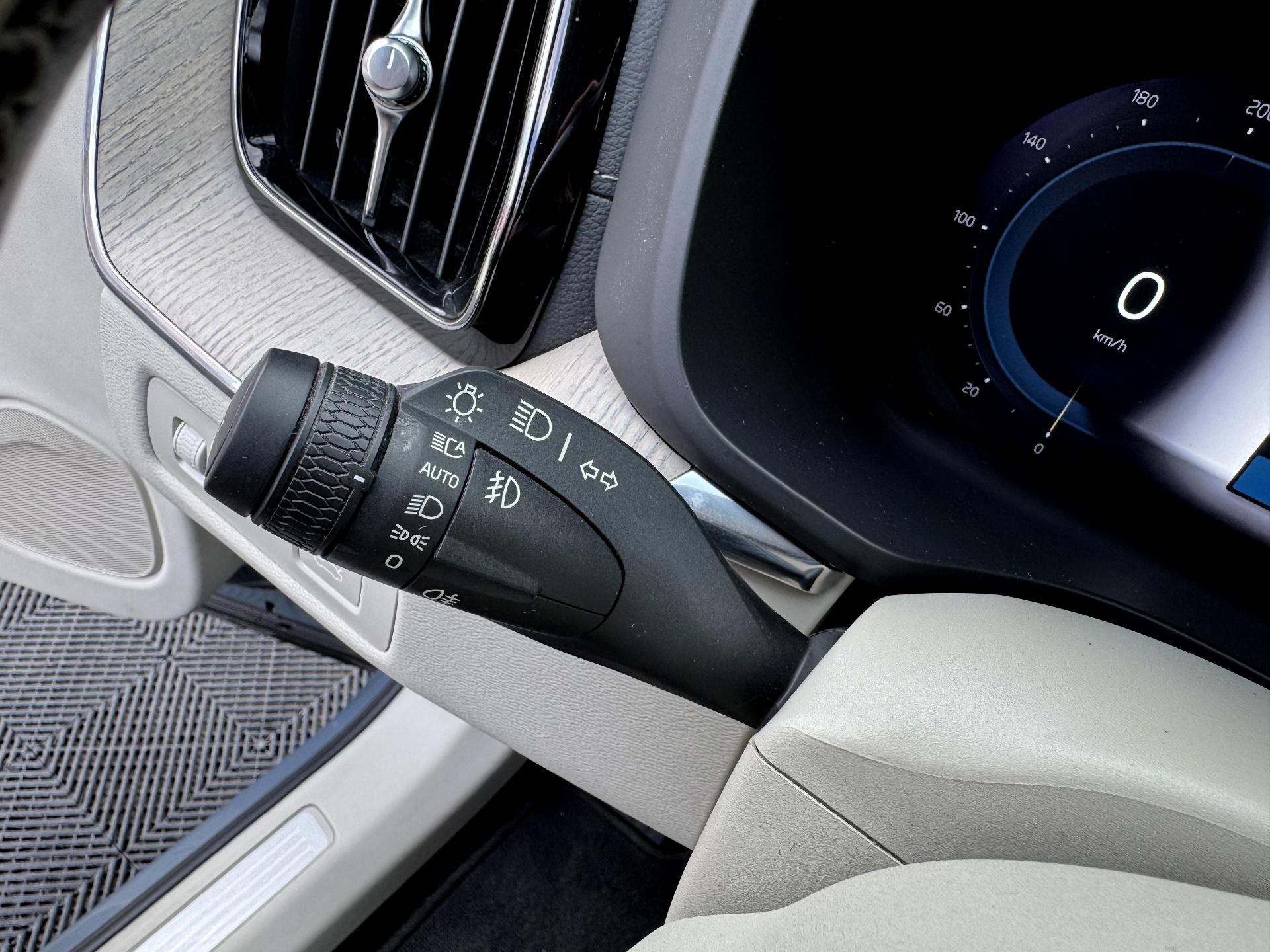Volvo-XC 60