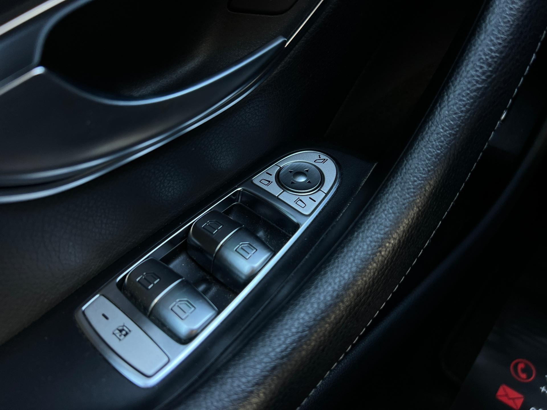 Mercedes-Benz-CLS