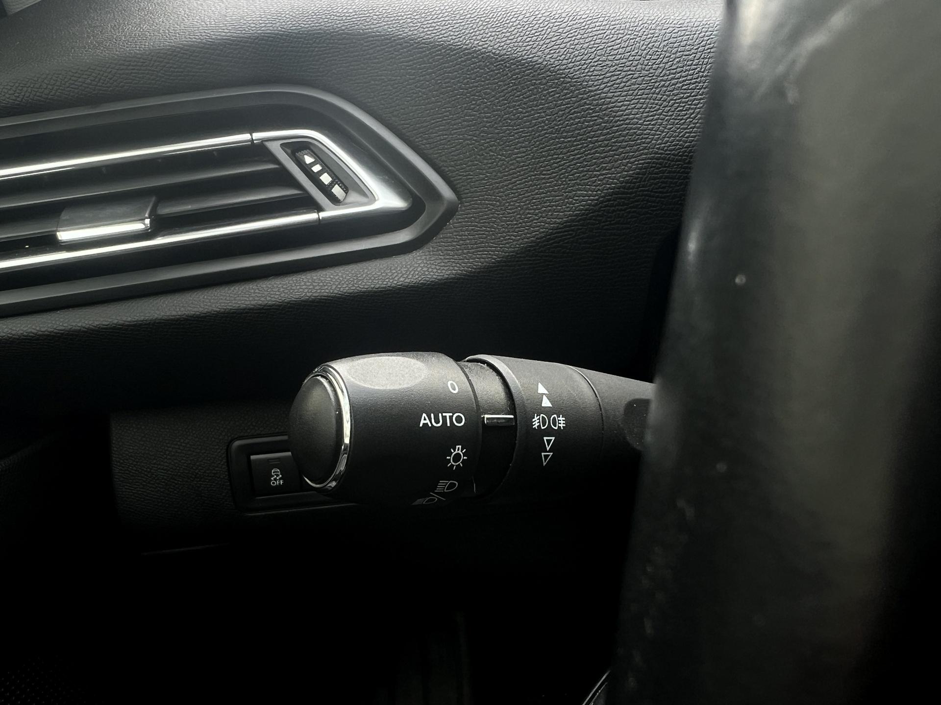 Peugeot-308