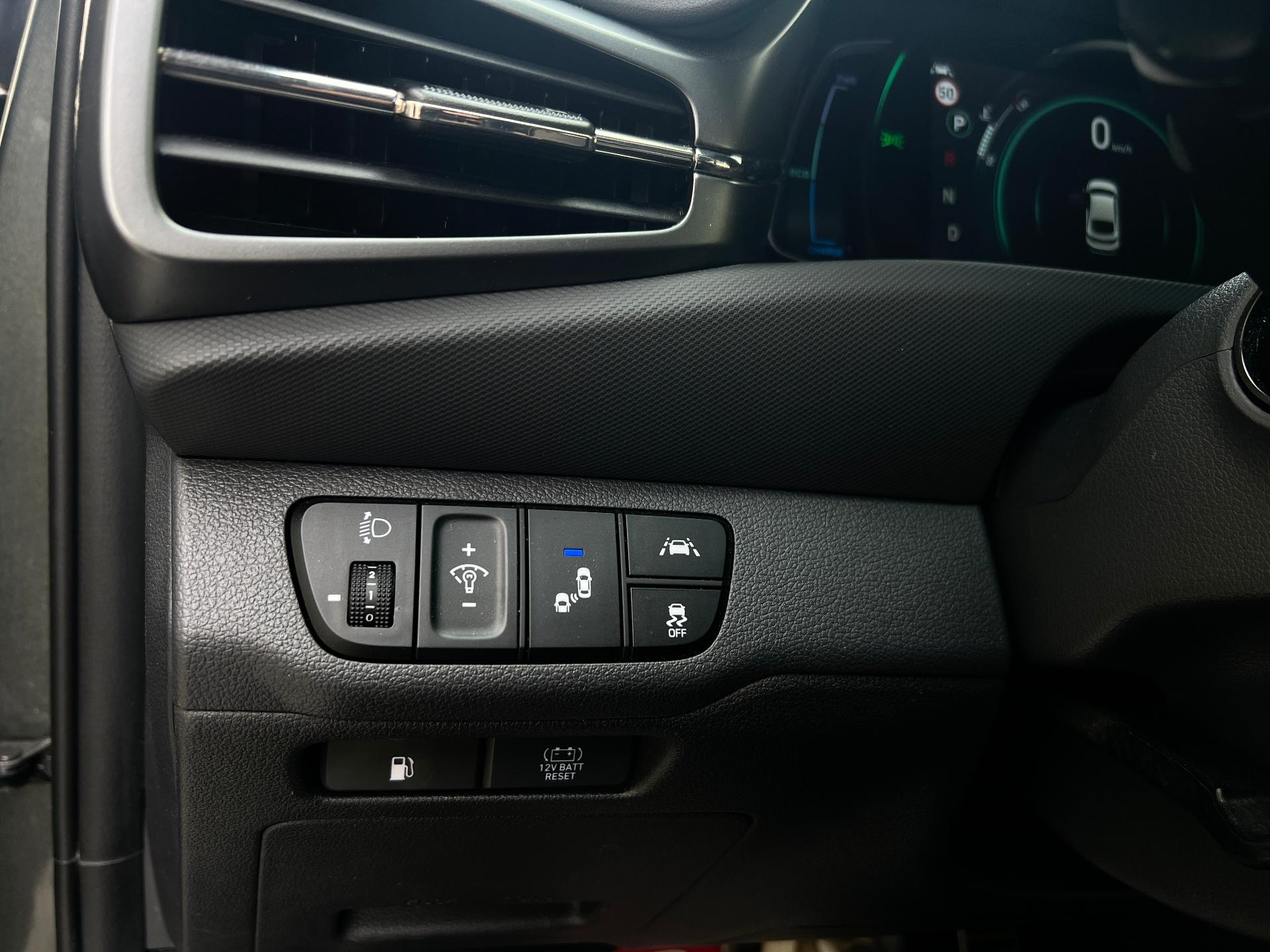 Hyundai-IONIQ