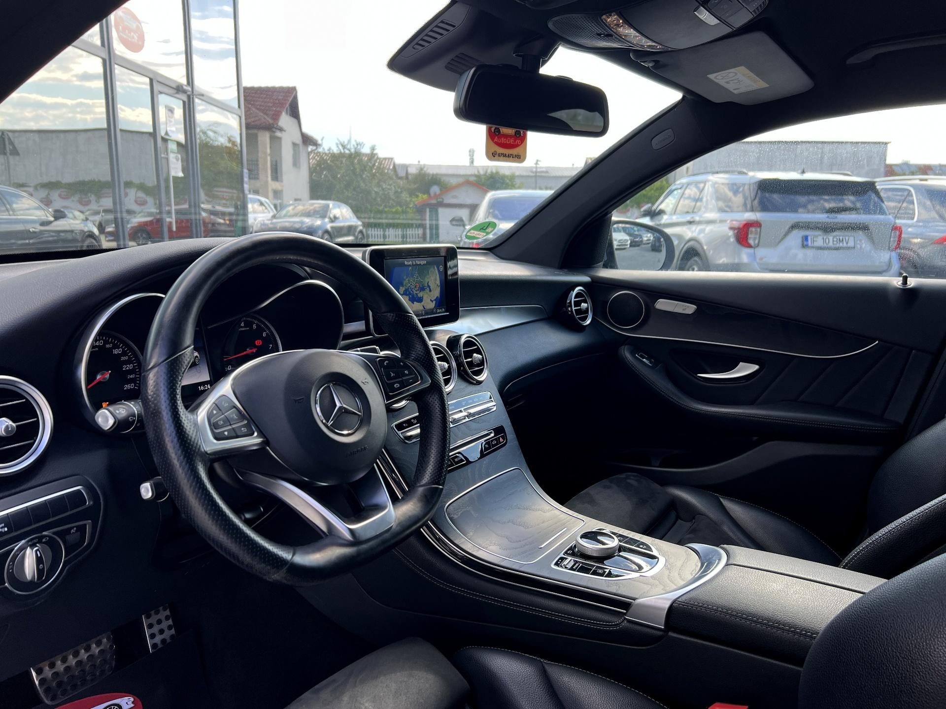 Mercedes-Benz-GLC-COUPE
