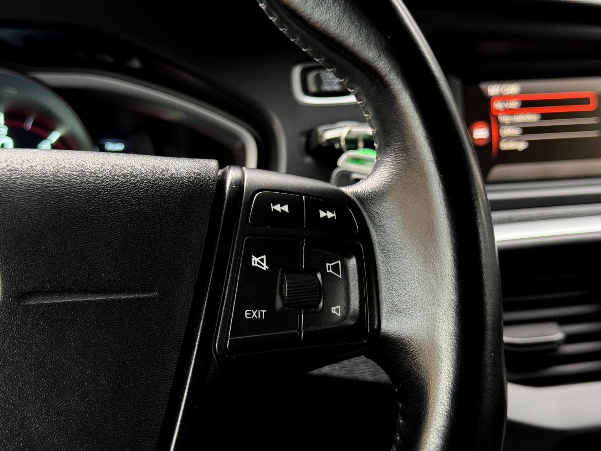 Volvo-V40