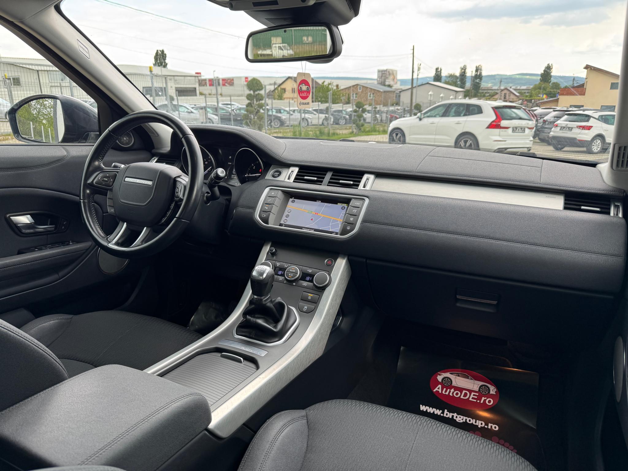 Land Rover-Range Rover Evoque