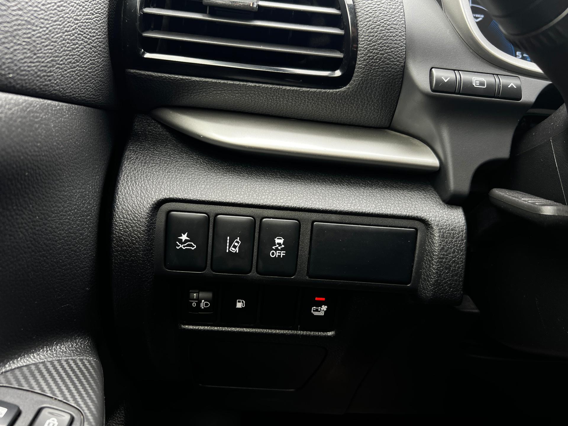 Mitsubishi-Eclipse Cross