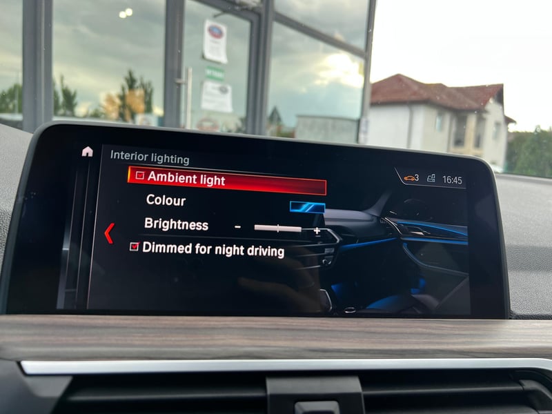Car Thumb