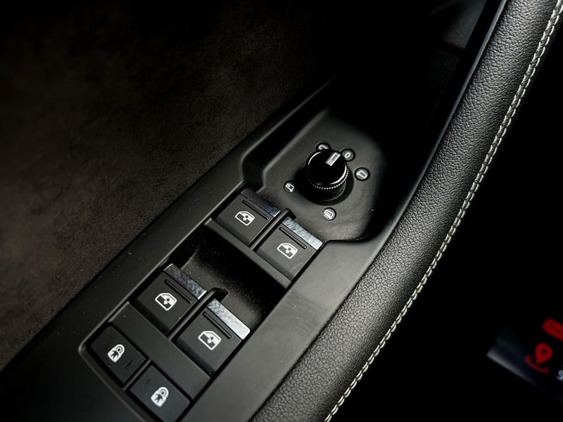 Car Thumb