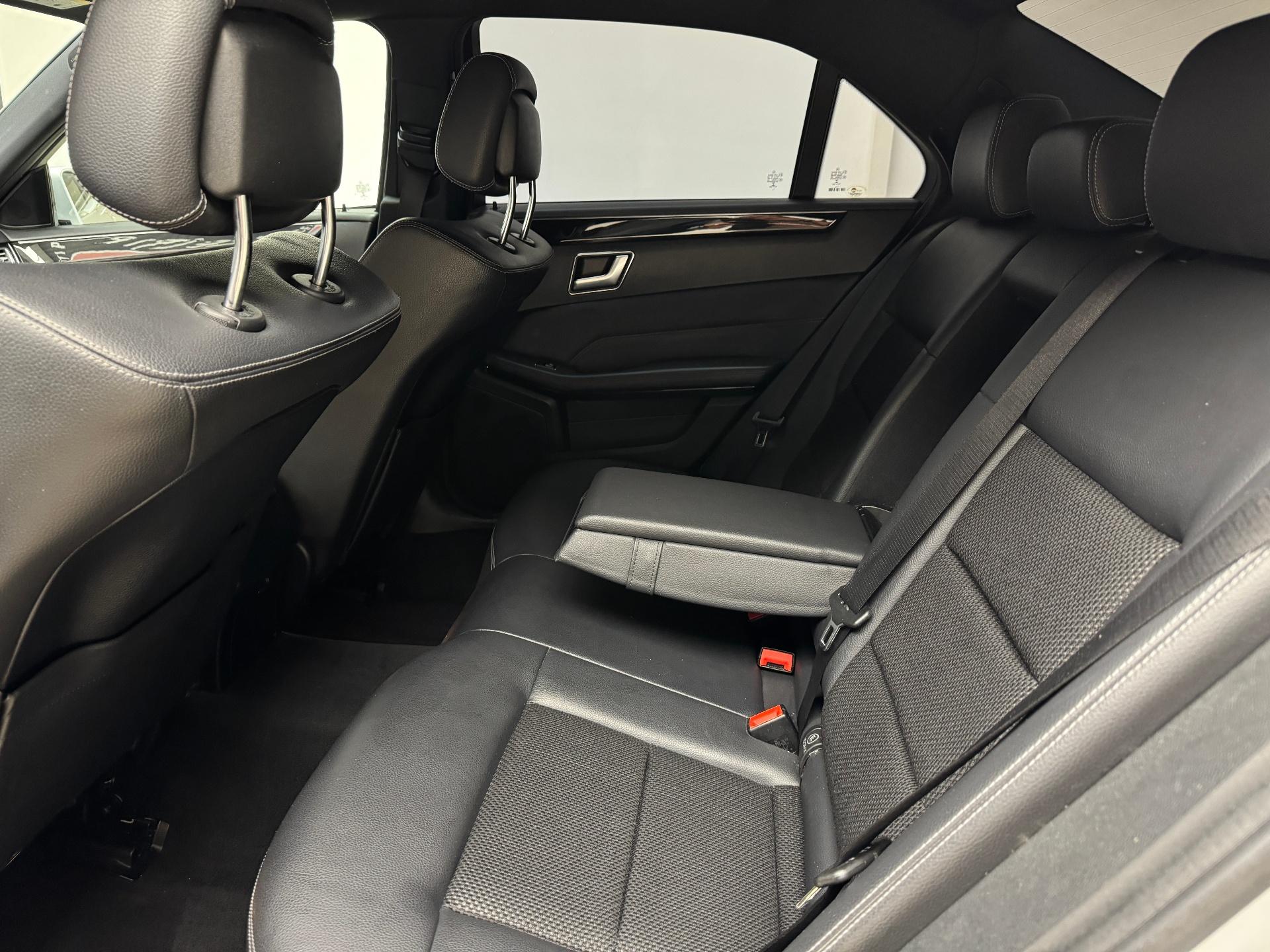 Mercedes-Benz-E