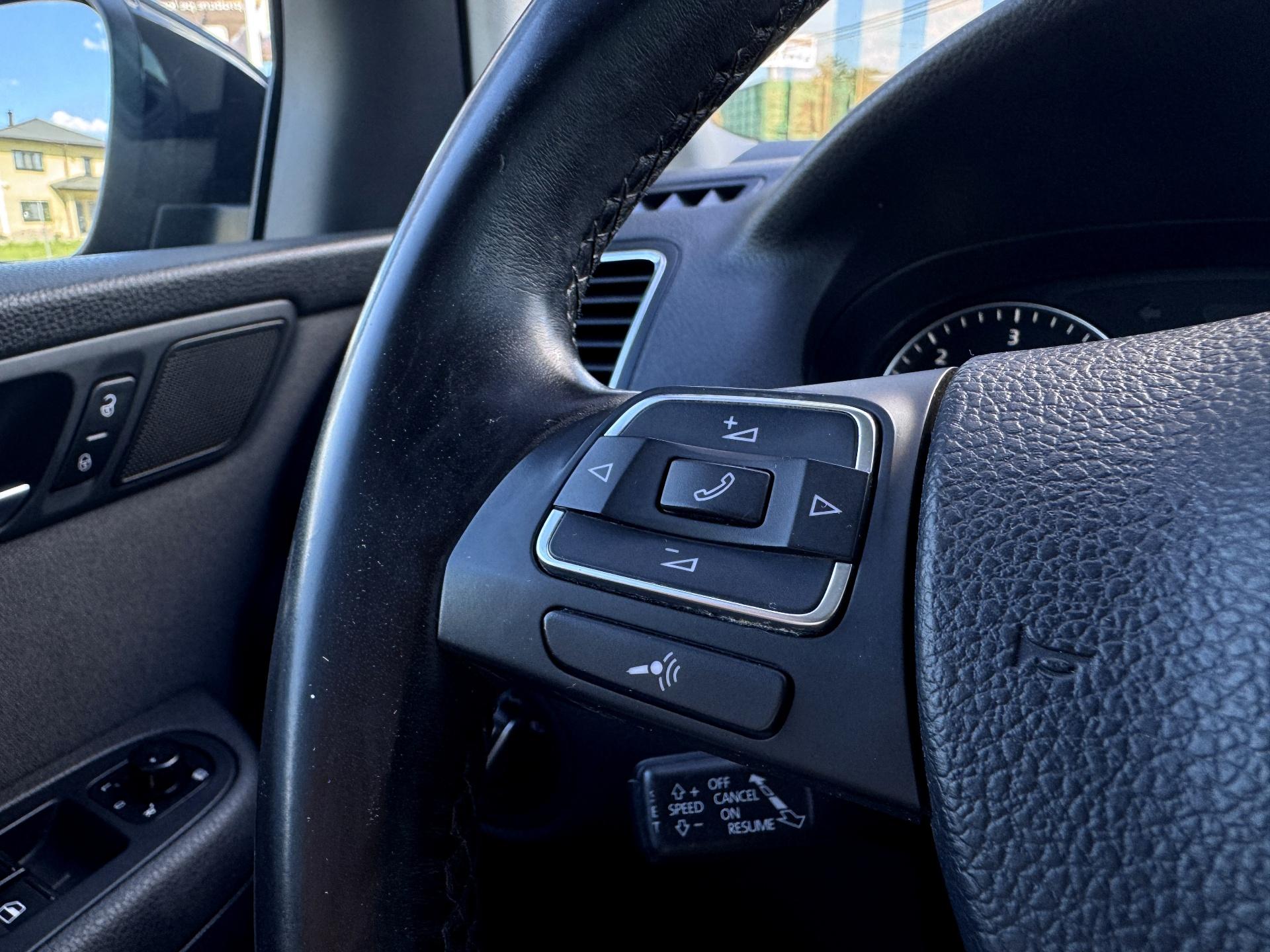 Volkswagen-Sharan