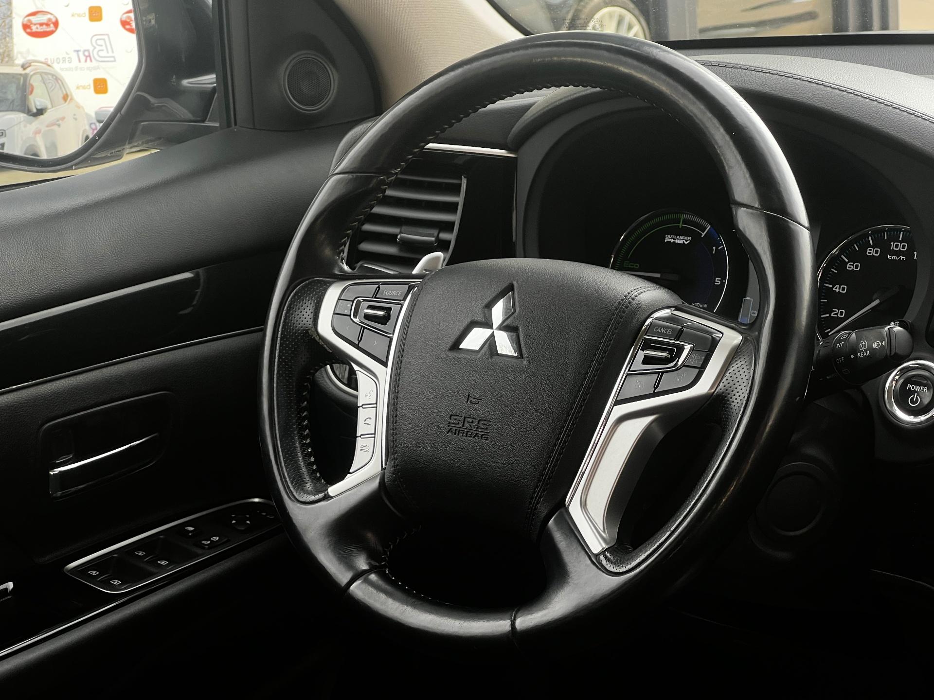 Mitsubishi-Outlander
