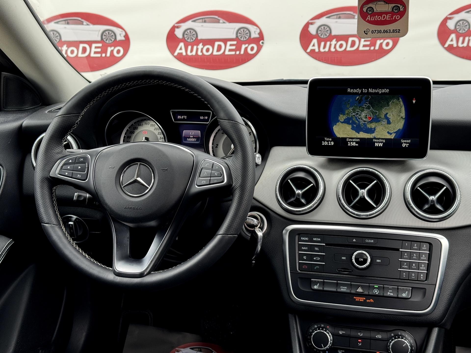 Mercedes-Benz-CLA 220