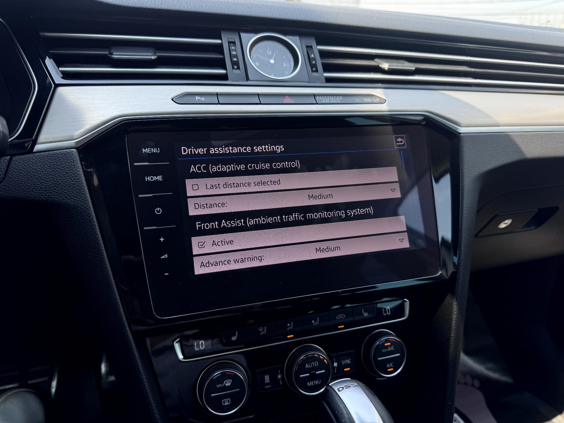 Volkswagen-Passat Alltrack