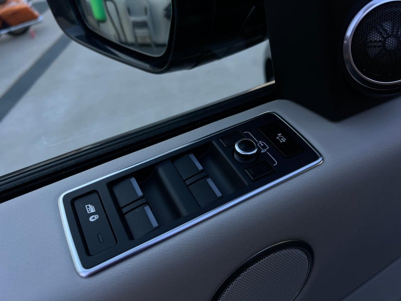 Car Thumb
