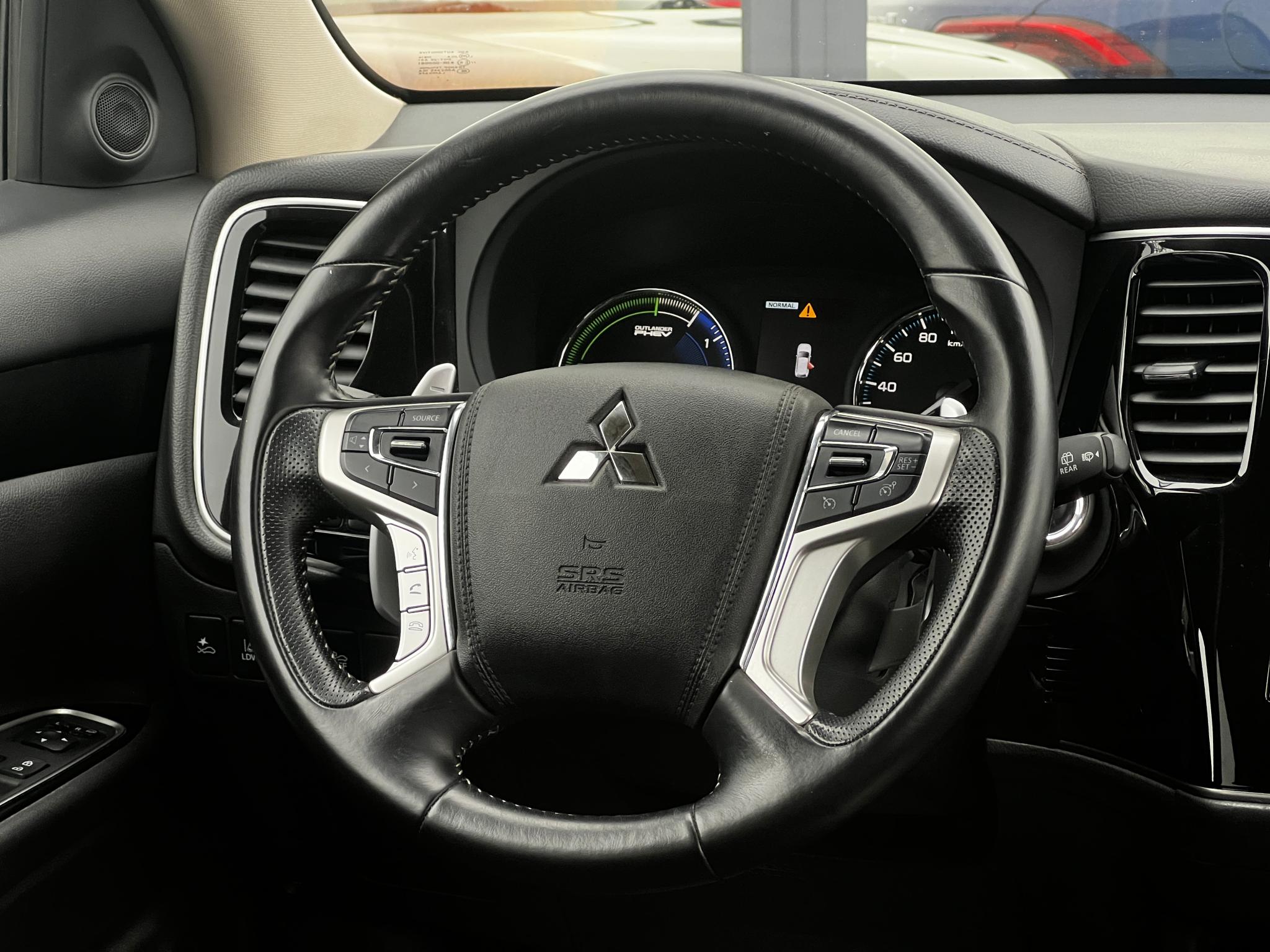 Mitsubishi-Outlander