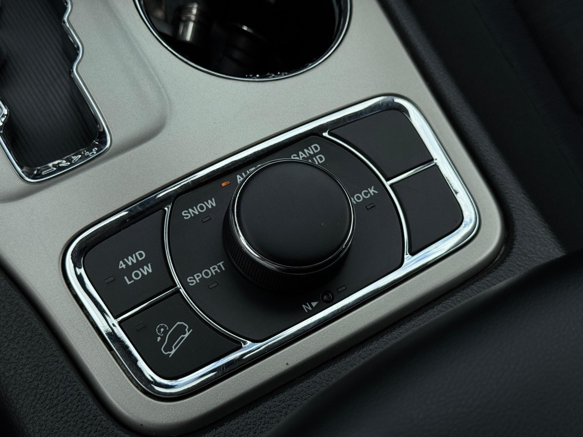 Jeep-Grand Cherokee