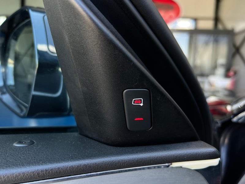 Car Thumb