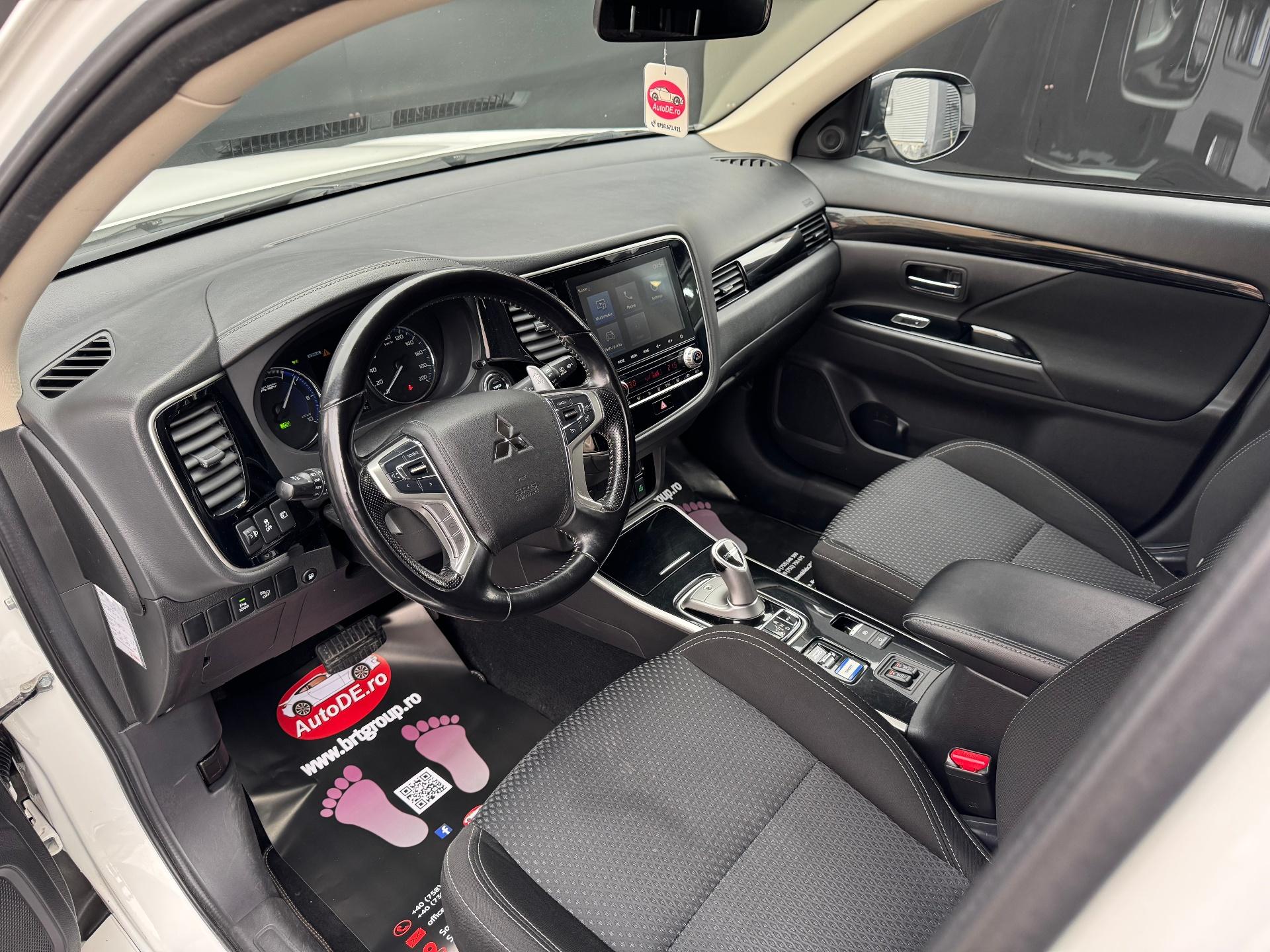 Mitsubishi-Outlander