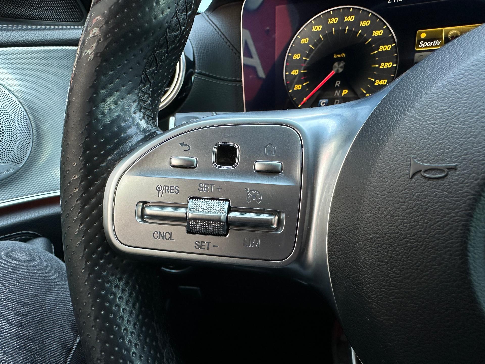 Mercedes-Benz-E