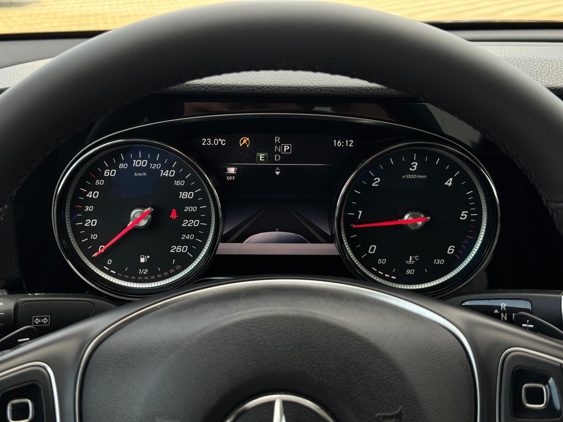 Mercedes-Benz-E