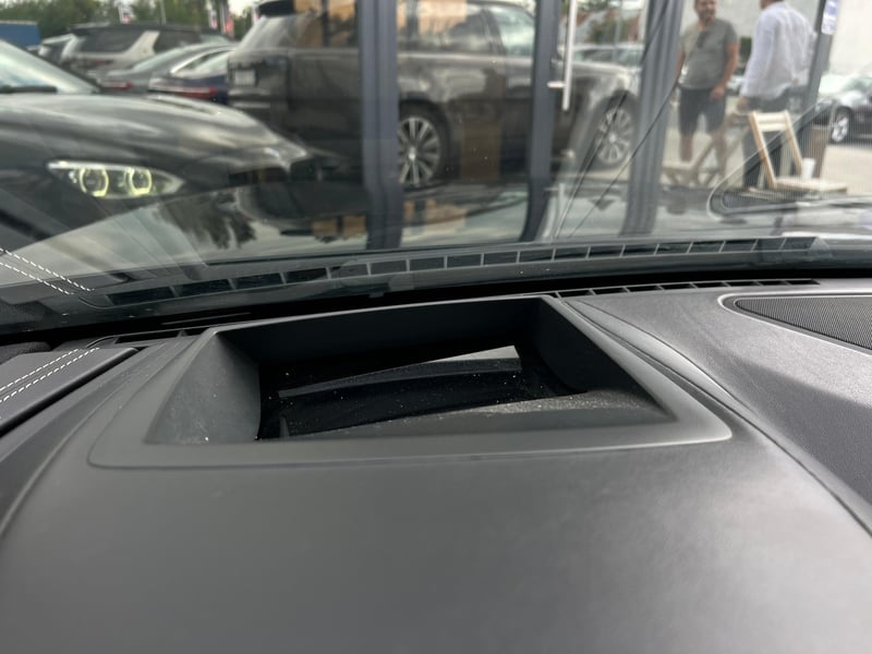 Car Thumb