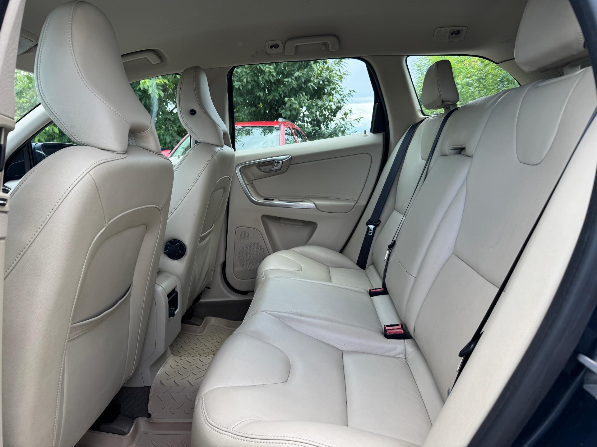 Volvo-XC 60