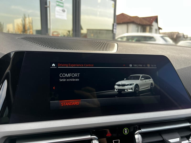 Car Thumb