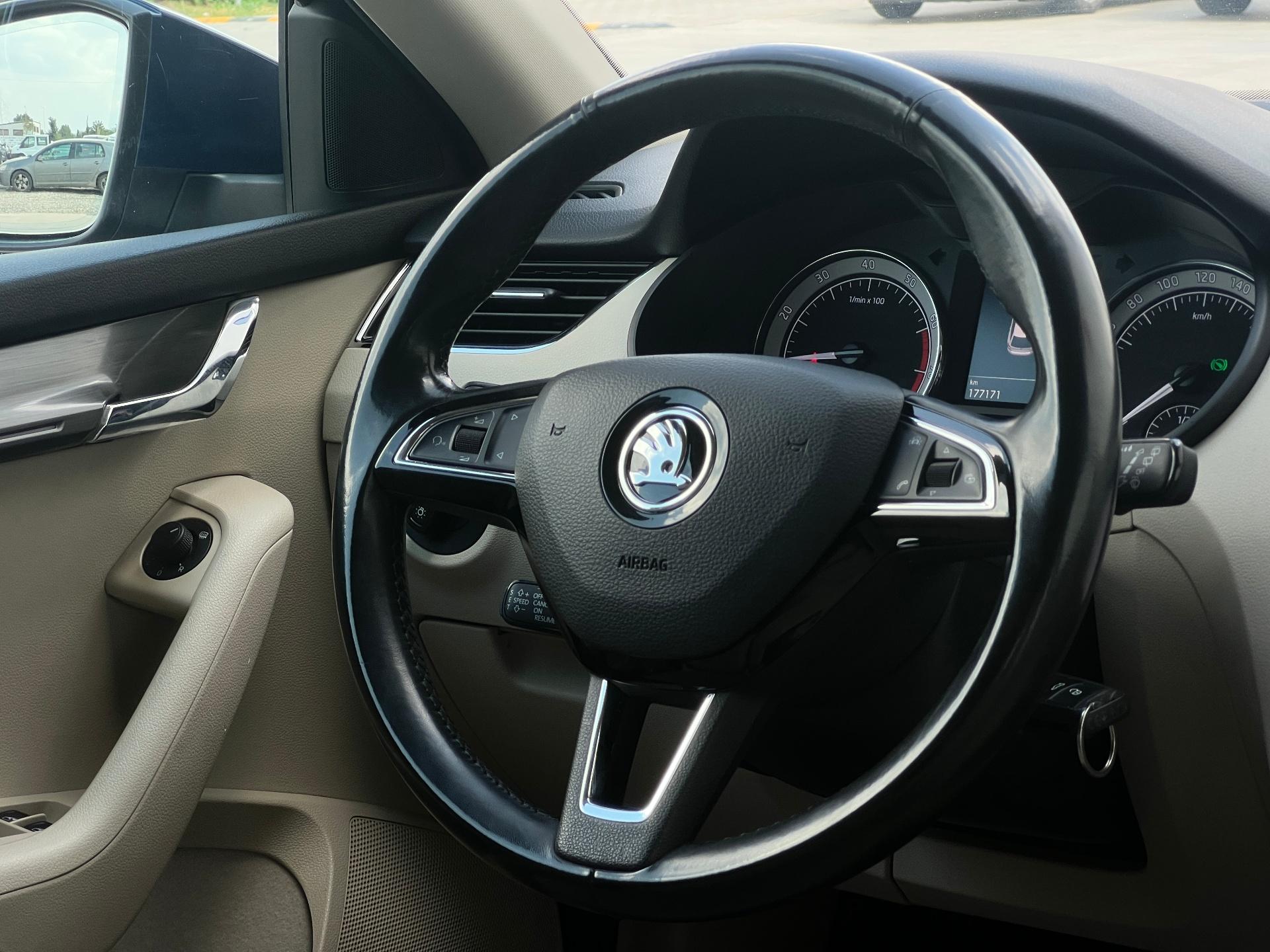 Skoda-Octavia