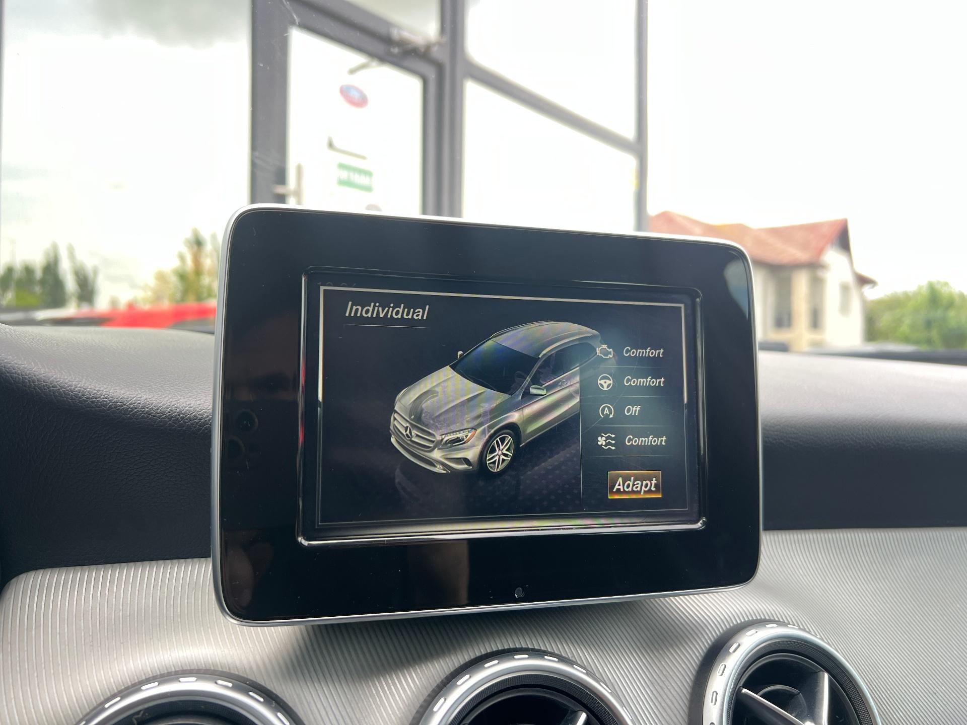 Mercedes-Benz-GLA
