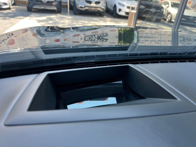 Car Thumb