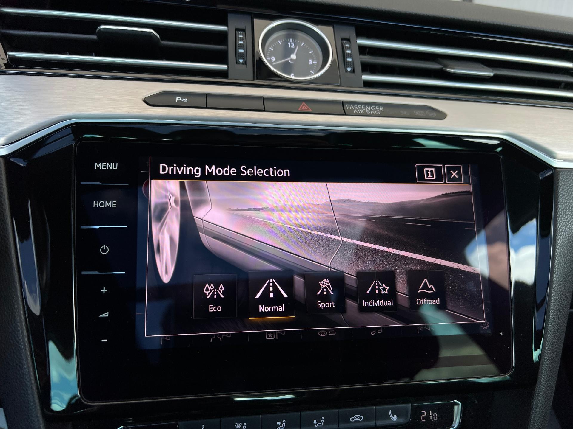 Volkswagen-Passat Alltrack