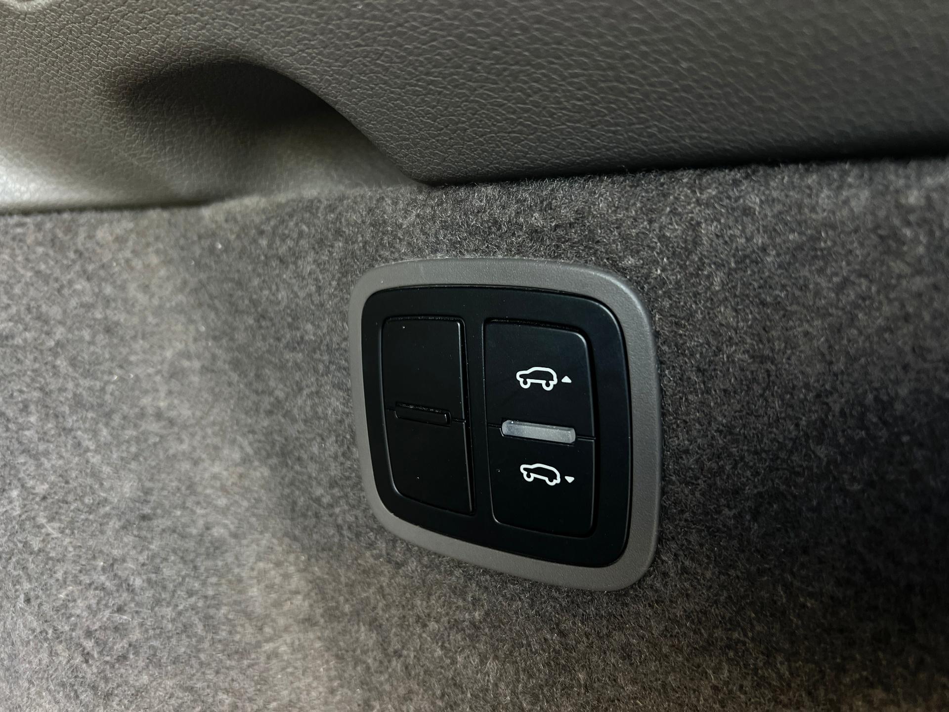 Porsche-Macan