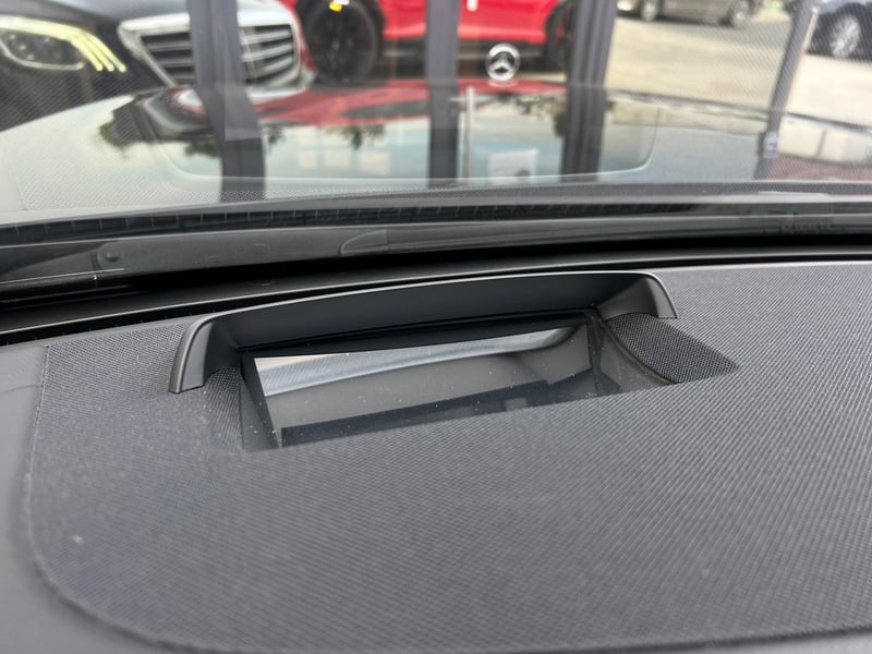 Car Thumb