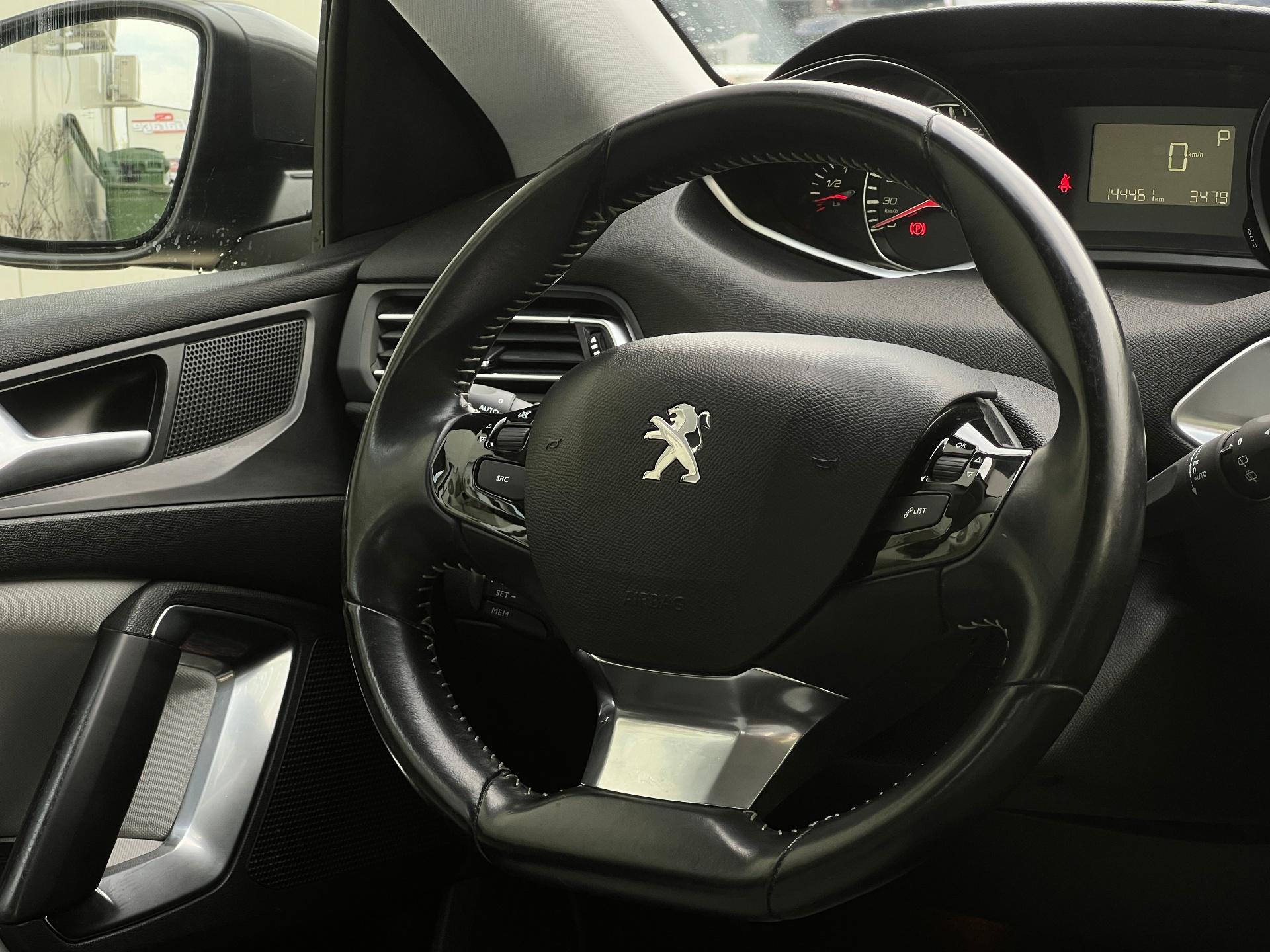 Peugeot-308