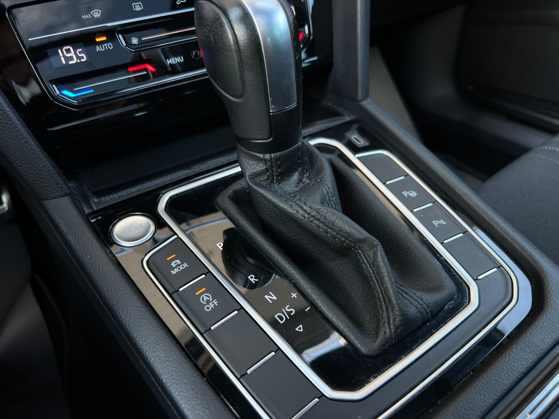 Volkswagen-Passat Alltrack