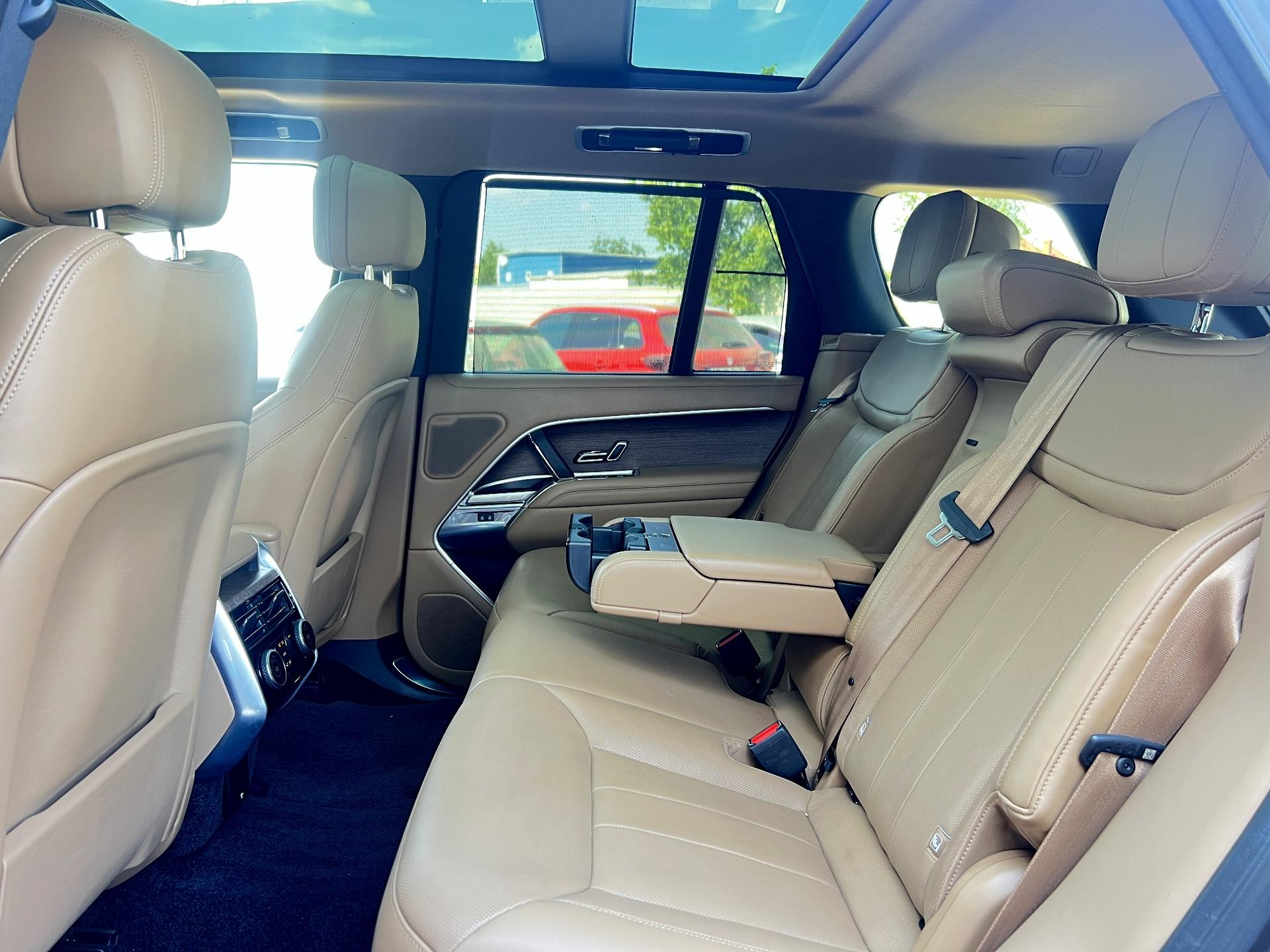 Land Rover-Range Rover