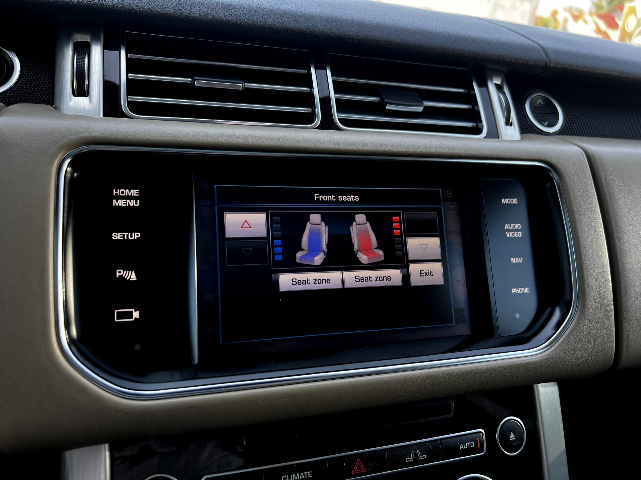 Land Rover-Range Rover Vogue