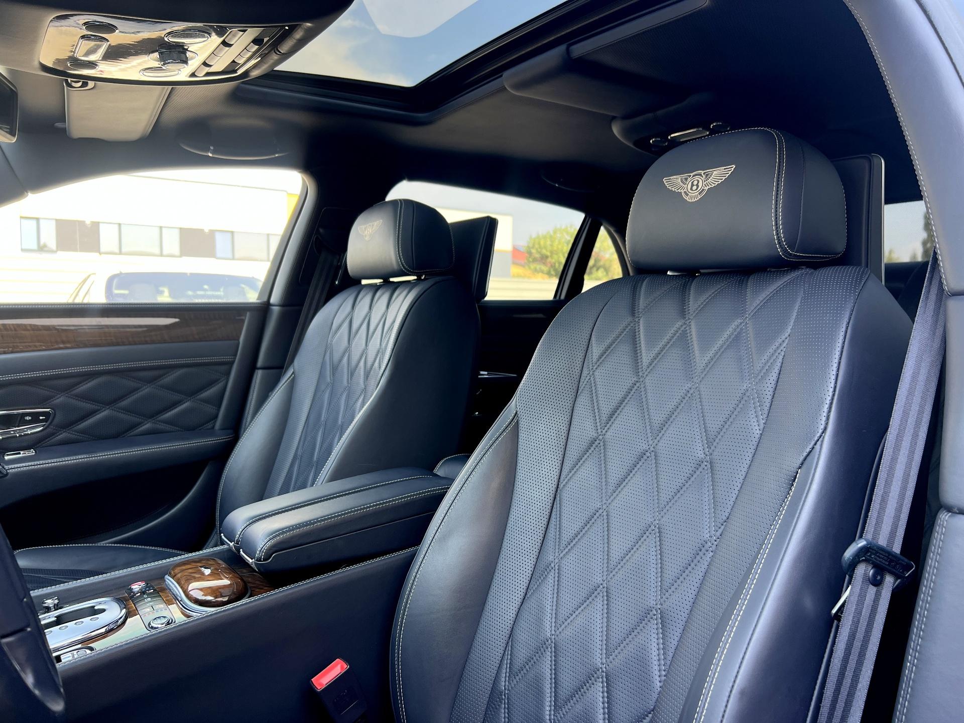 Bentley-Flying Spur