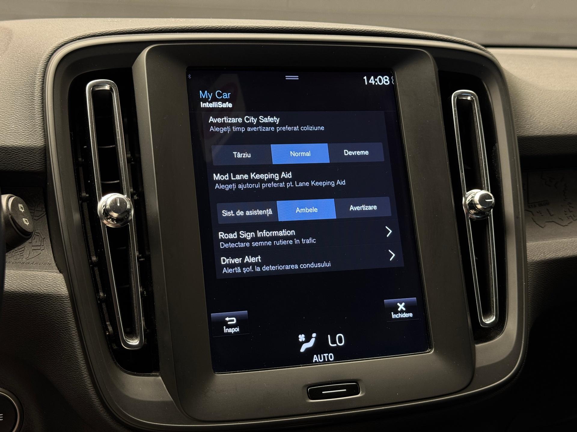 Volvo-XC 40