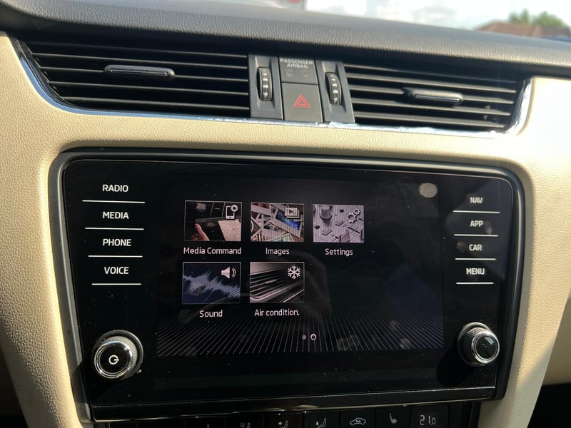Car Thumb
