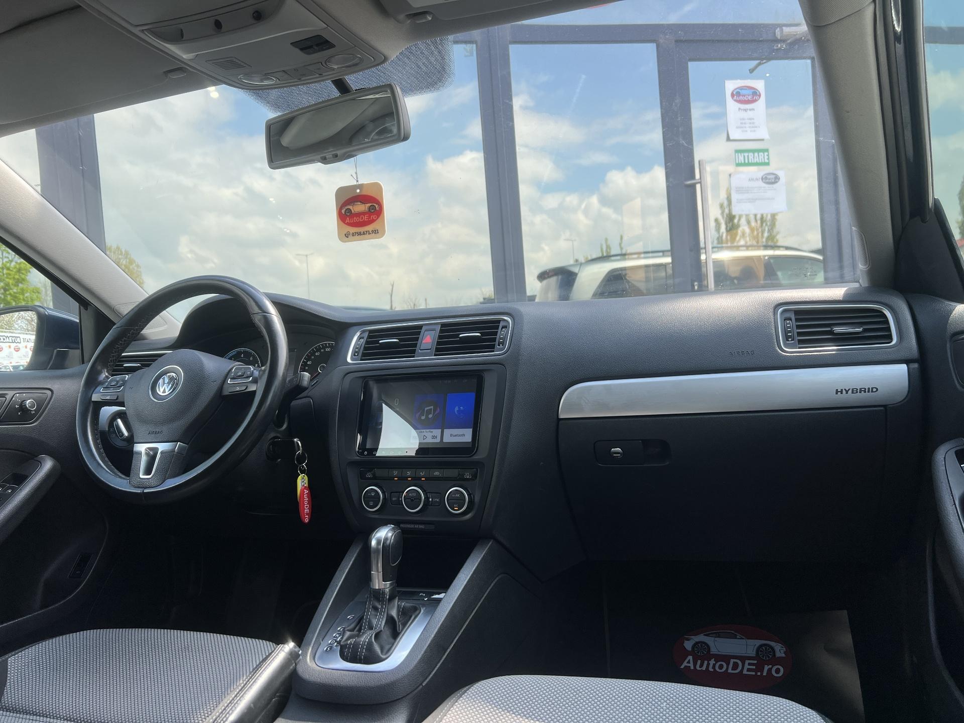 Volkswagen-Jetta