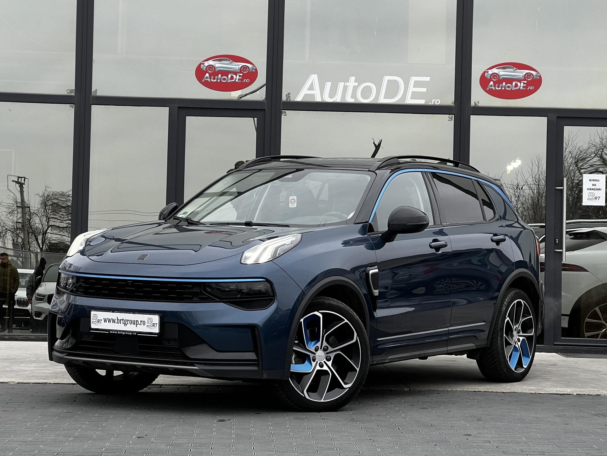 Lynk-co-01