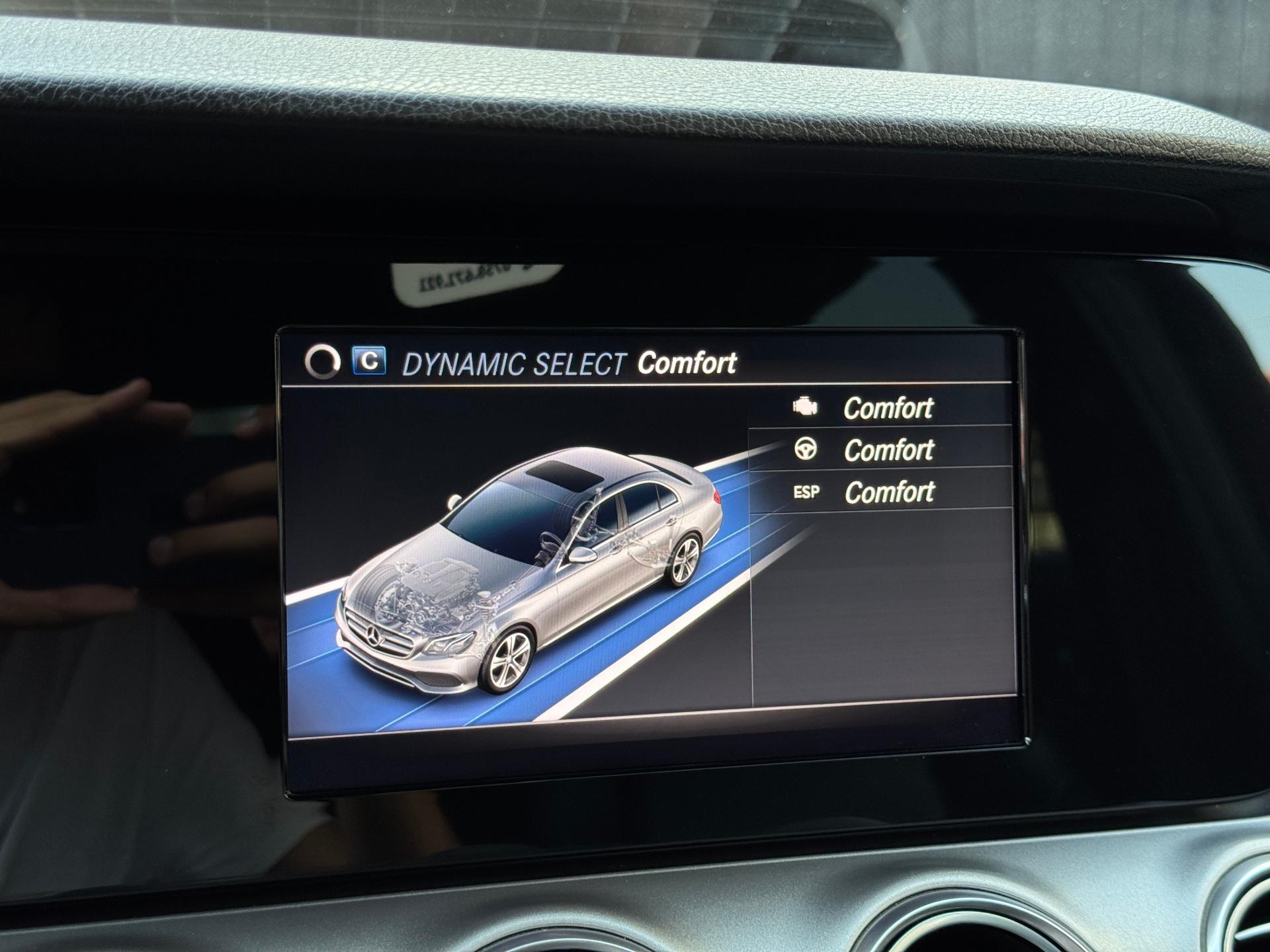 Mercedes-Benz-E