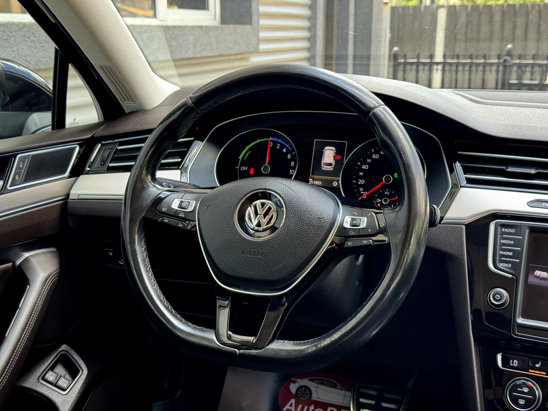 Volkswagen-Passat