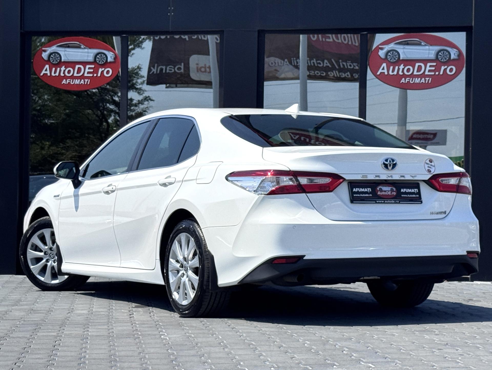 Toyota-Camry